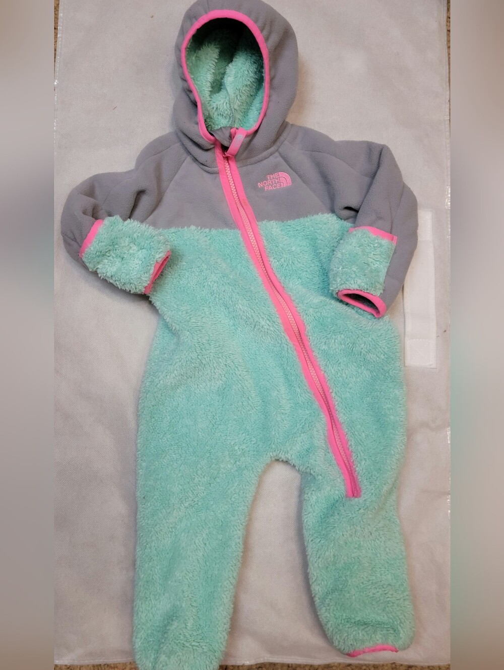 North Face 6-12m Pink Green Fleece OSO Bunting One Piece